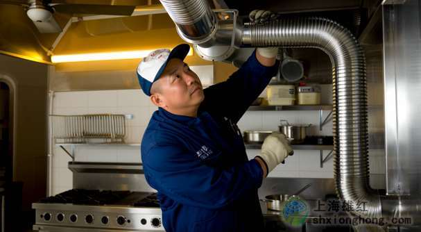 2024年廚電市場新寵兒嵌入式家電燃點熱銷潮